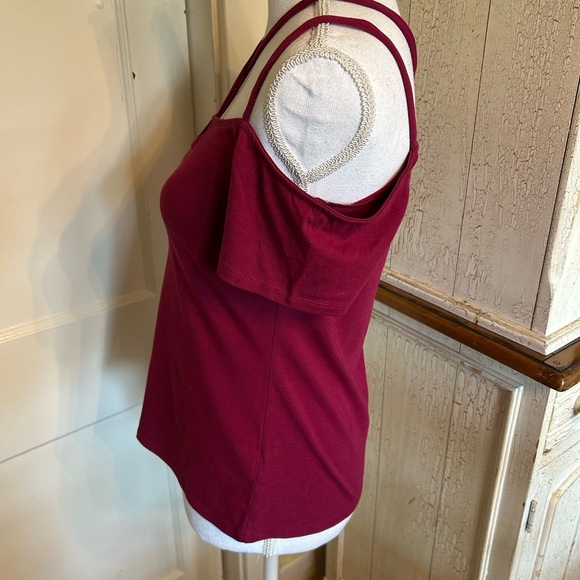 Limited Express Red Short Sleeve Cut Out Blouse - Picture 5 of 12